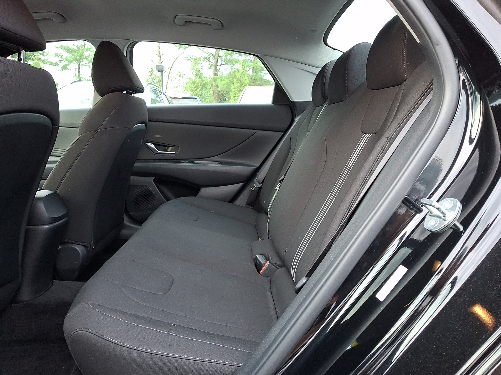 Used 2023 Hyundai Elantra SEL w/ Convenience Package FWD image 9