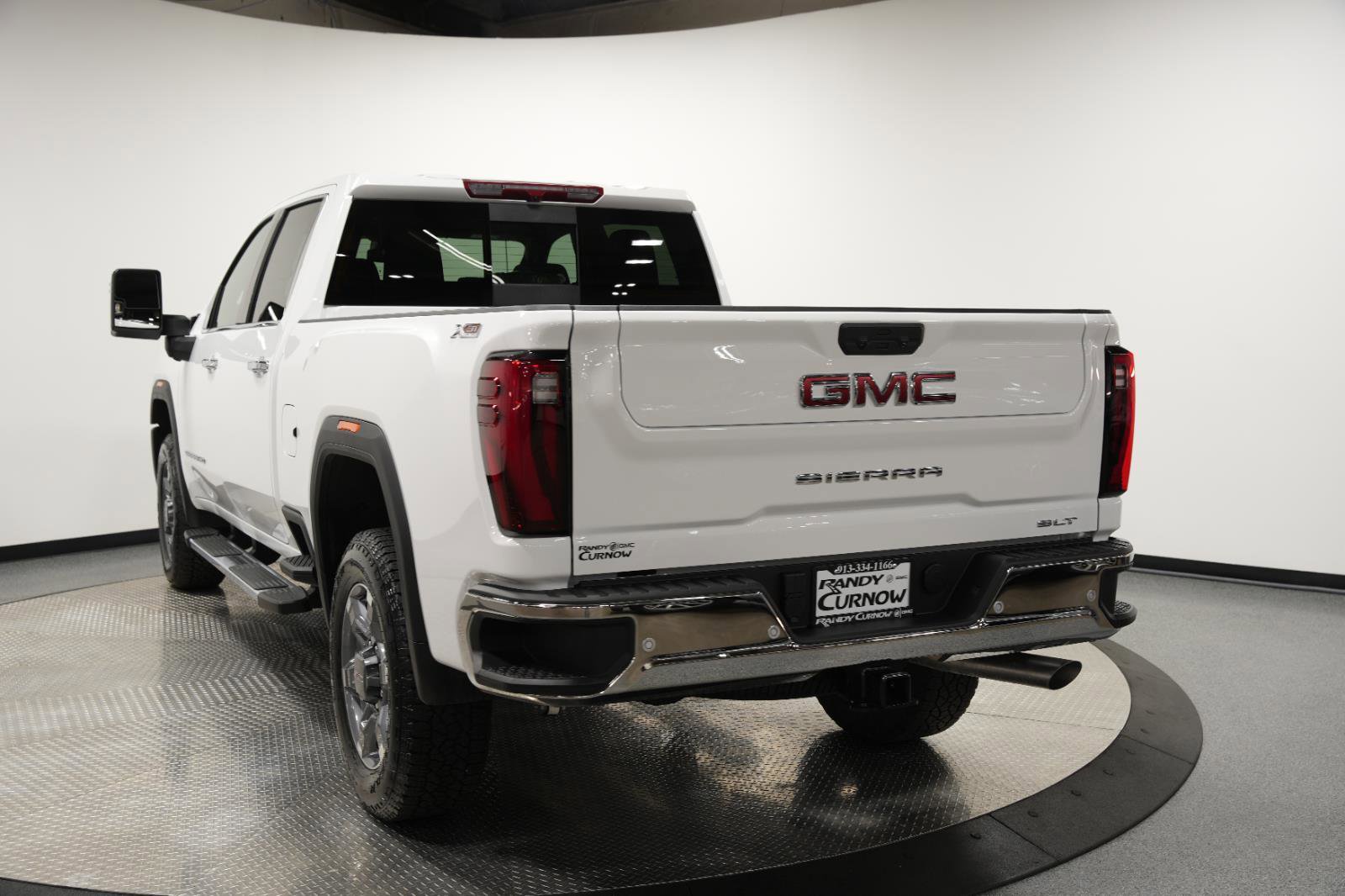 New 2026 GMC Sierra 2500 SLT w/ SLT Premium Package image 6