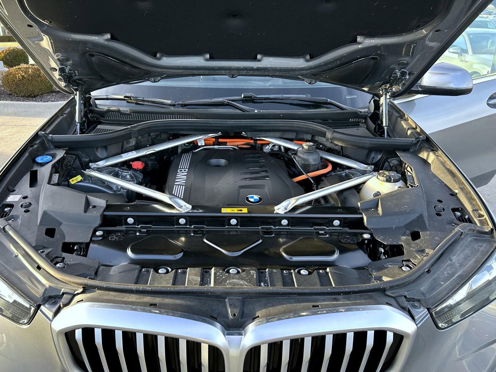 Used 2025 BMW X5 xDrive50e image 24