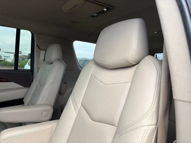 Used 2016 Cadillac Escalade ESV Premium AWD/4WD image 39