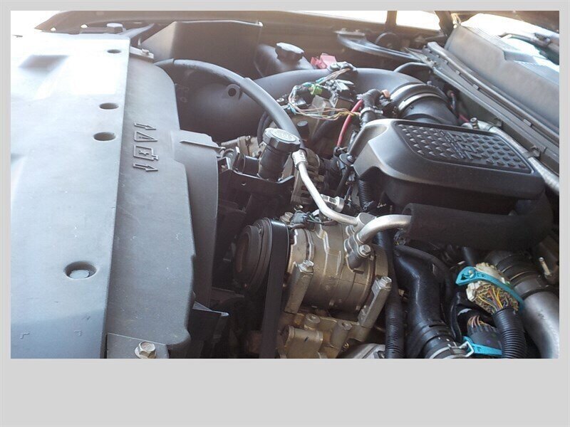 Used 2008 Chevrolet Silverado 2500 LT w/ 1LT Convenience Package AWD/4WD image 48