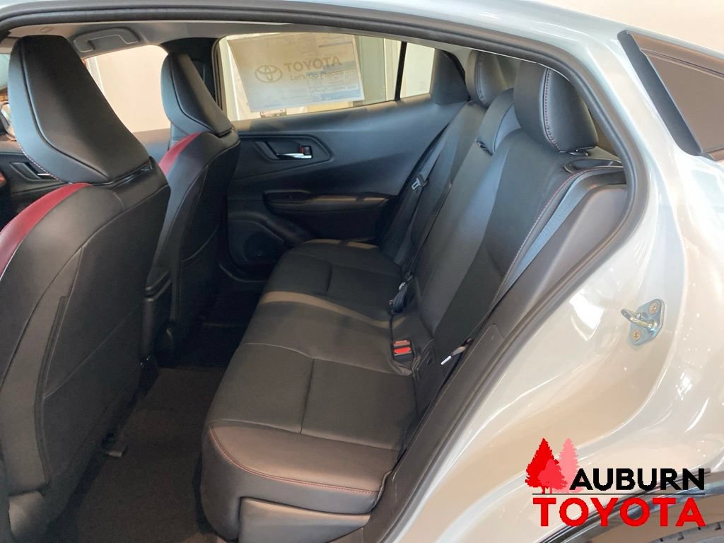 New 2026 Toyota Prius Plug-In Hybrid FWD image 10
