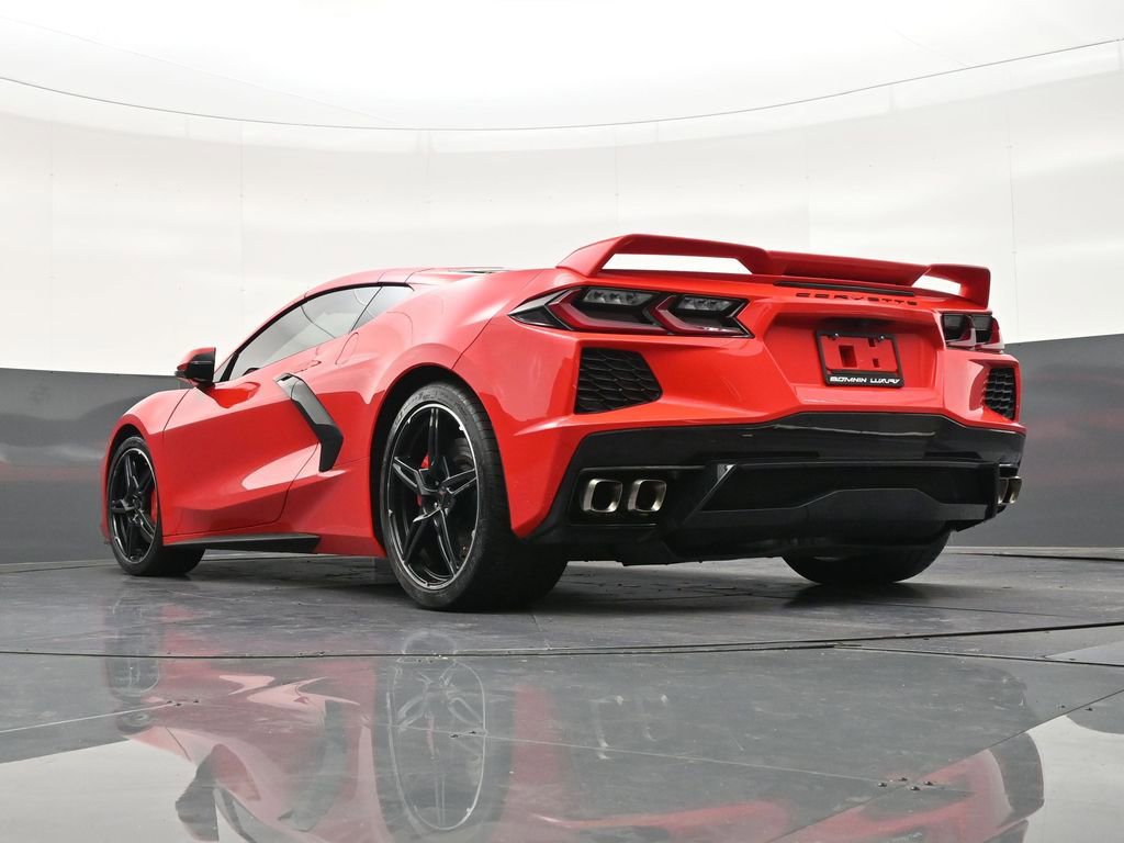 Used 2021 Chevrolet Corvette Stingray Premium Cpe w/ Z51 Performance Package RWD image 24