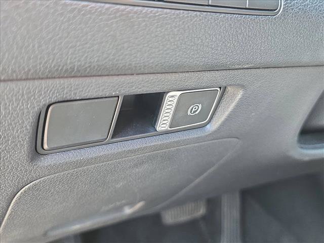 Used 2023 Hyundai Santa Fe SEL w/ Winter Weather Package FWD image 9
