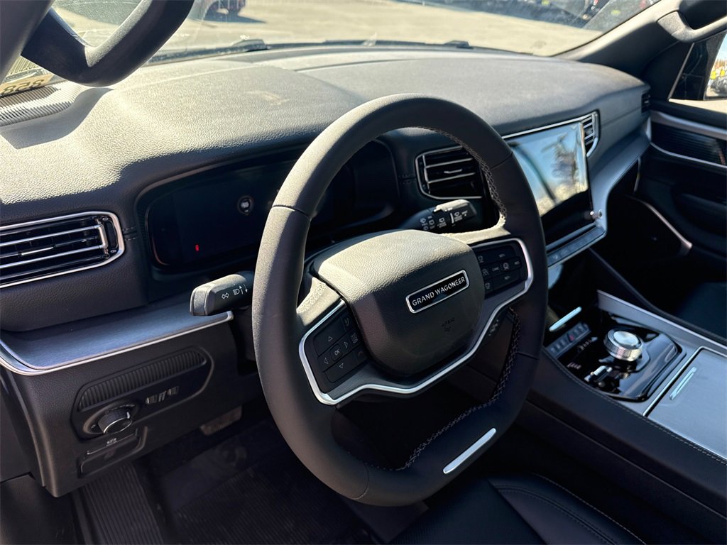 New 2026 Jeep Grand Wagoneer 4WD w/ Premium Group I image 6