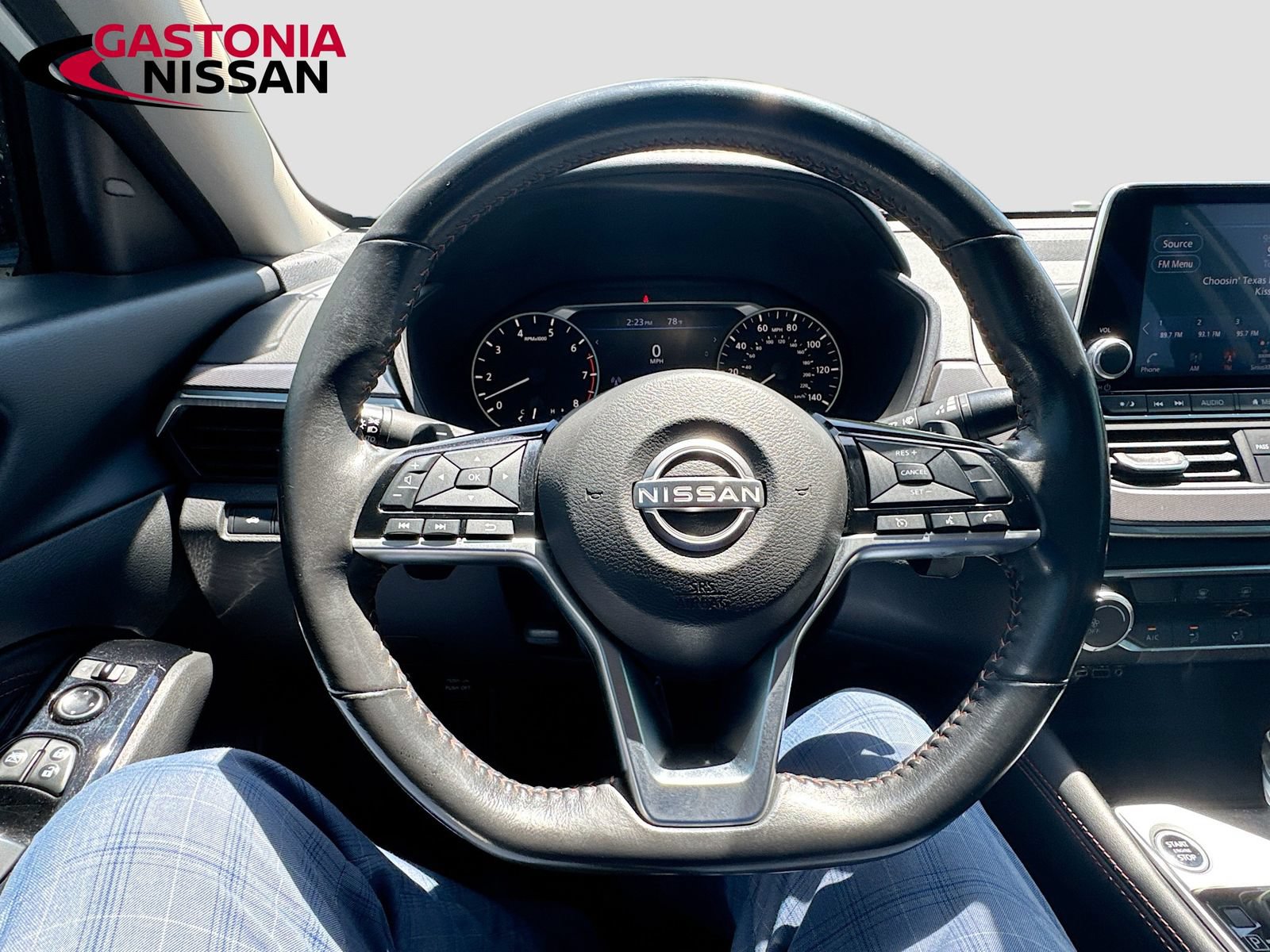Used 2023 Nissan Altima 2.5 SR FWD image 14