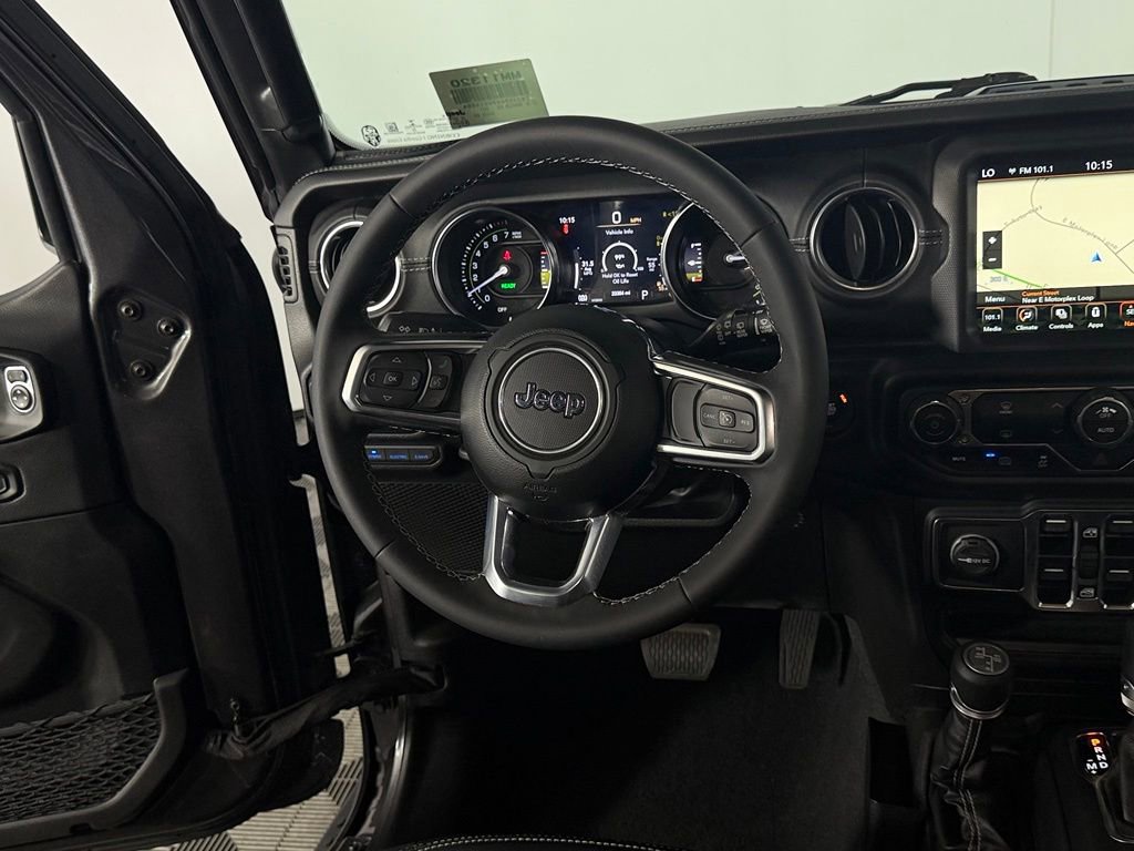 Used 2023 Jeep Wrangler Unlimited Sahara AWD/4WD image 13