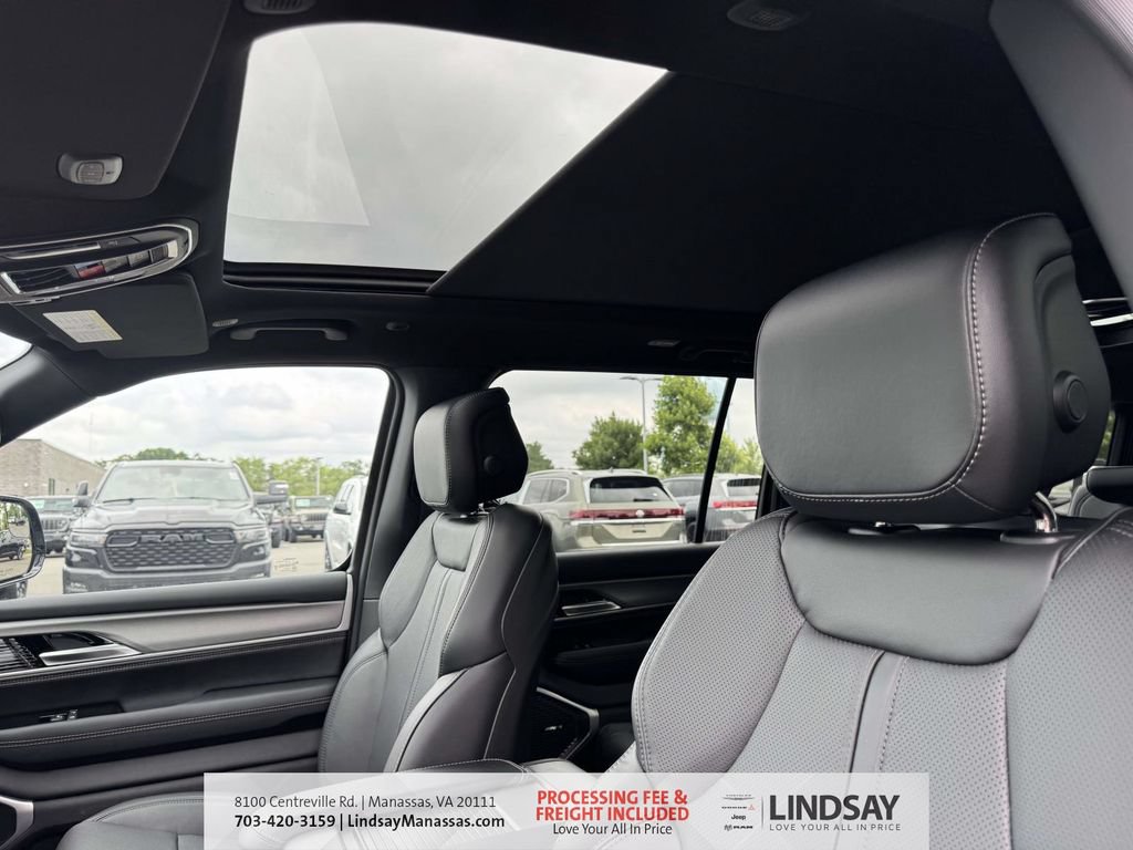 New 2026 Jeep Grand Wagoneer L 4WD w/ Premium Group I image 19