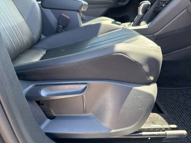 Used 2023 Volkswagen Tiguan SE w/ Panoramic Sunroof Package FWD image 30