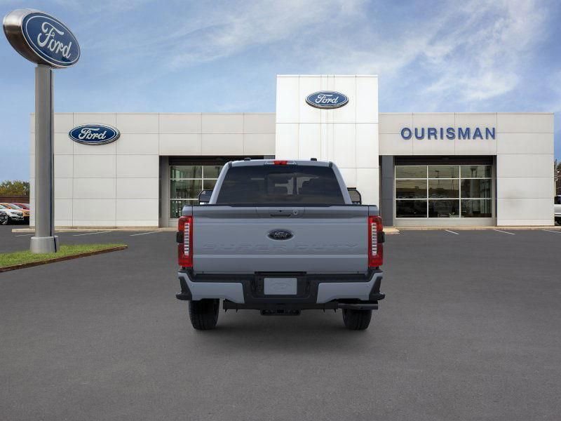 New 2026 Ford F250 Lariat w/ Black Appearance Package image 6