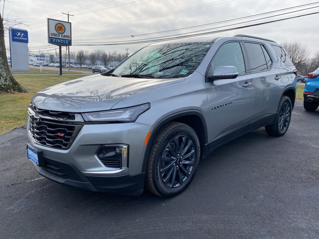 Used 2023 Chevrolet Traverse RS w/ LPO, Floor Liner Package image 6