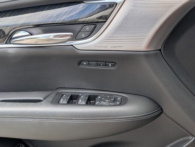 Used 2020 Cadillac XT6 Premium Luxury image 26