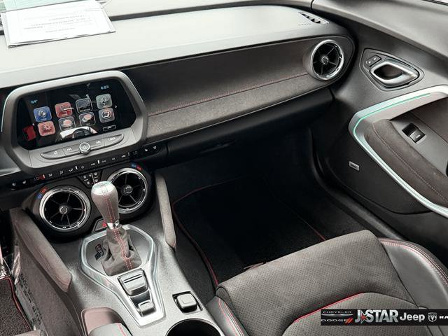 Used 2017 Chevrolet Camaro ZL1 image 18