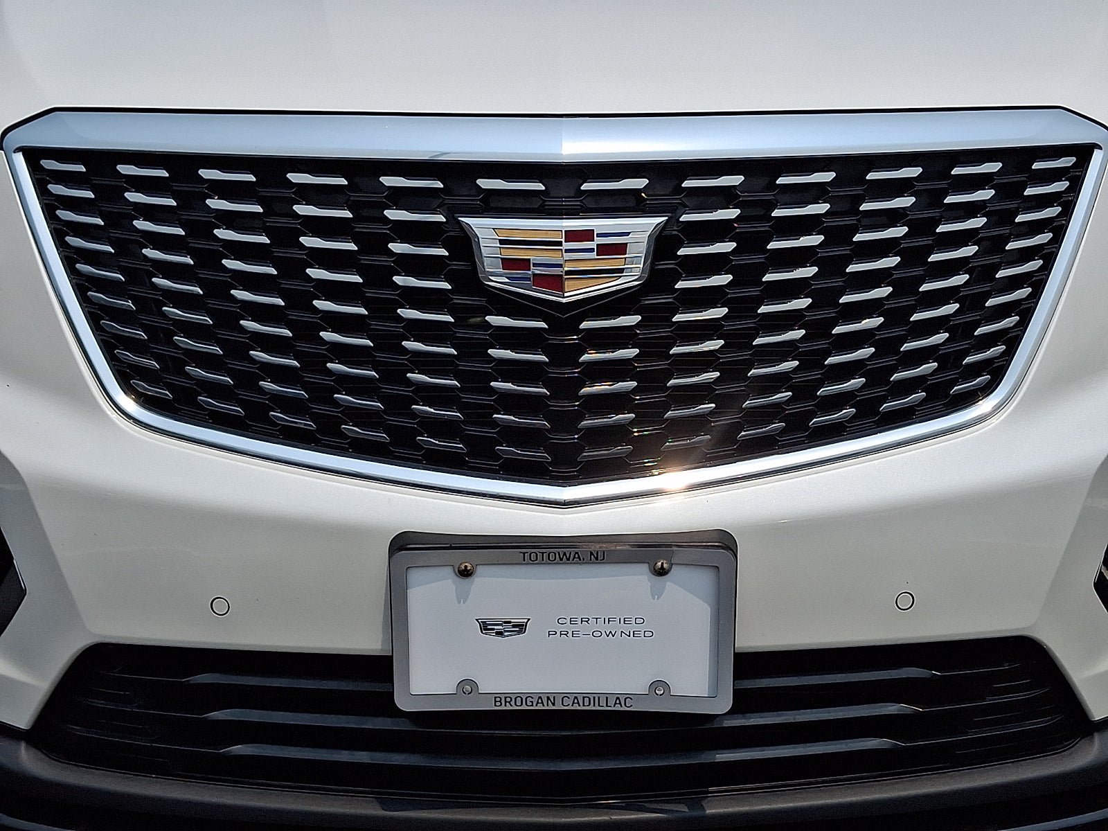Certified 2023 Cadillac XT5 Luxury AWD/4WD image 9