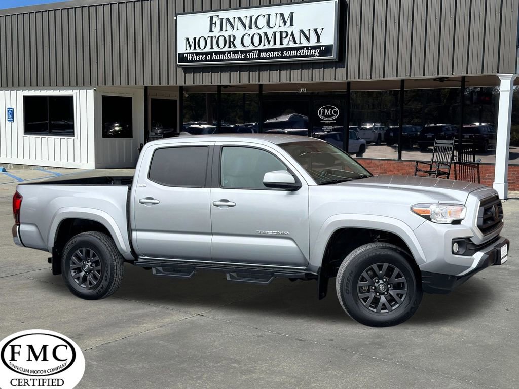 Used 2022 Toyota Tacoma SR5 image 1