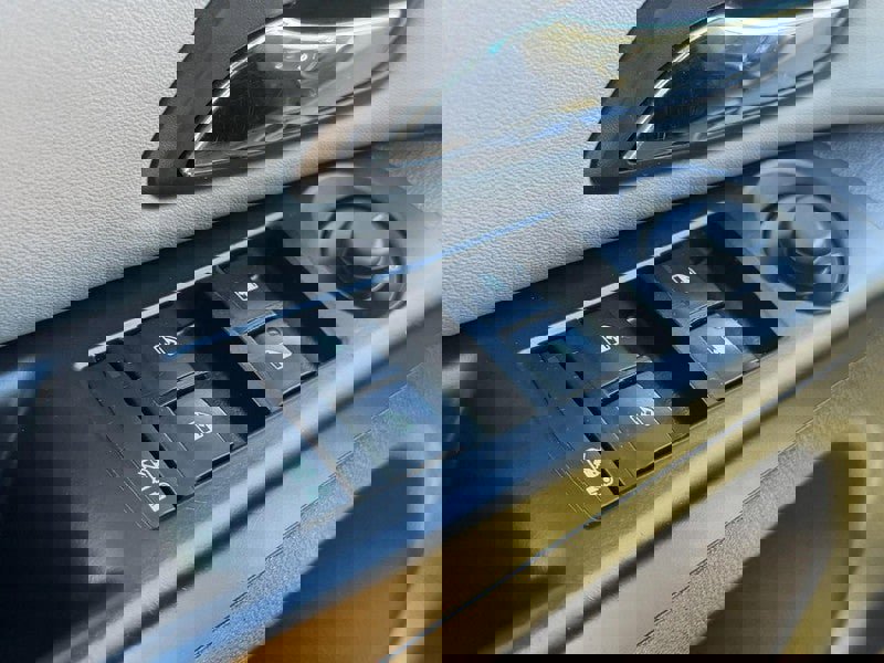 Used 2014 Chevrolet Cruze LS image 20