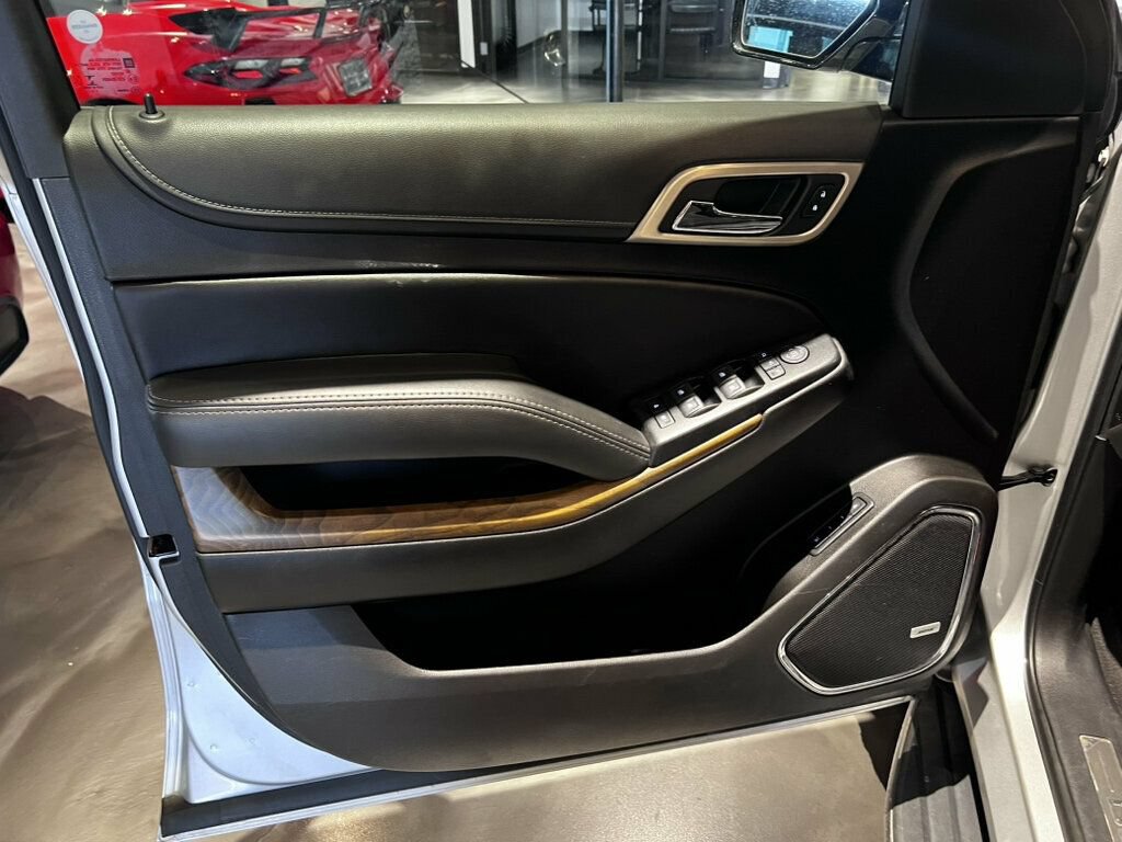 Used 2020 GMC Yukon XL Denali AWD/4WD image 10