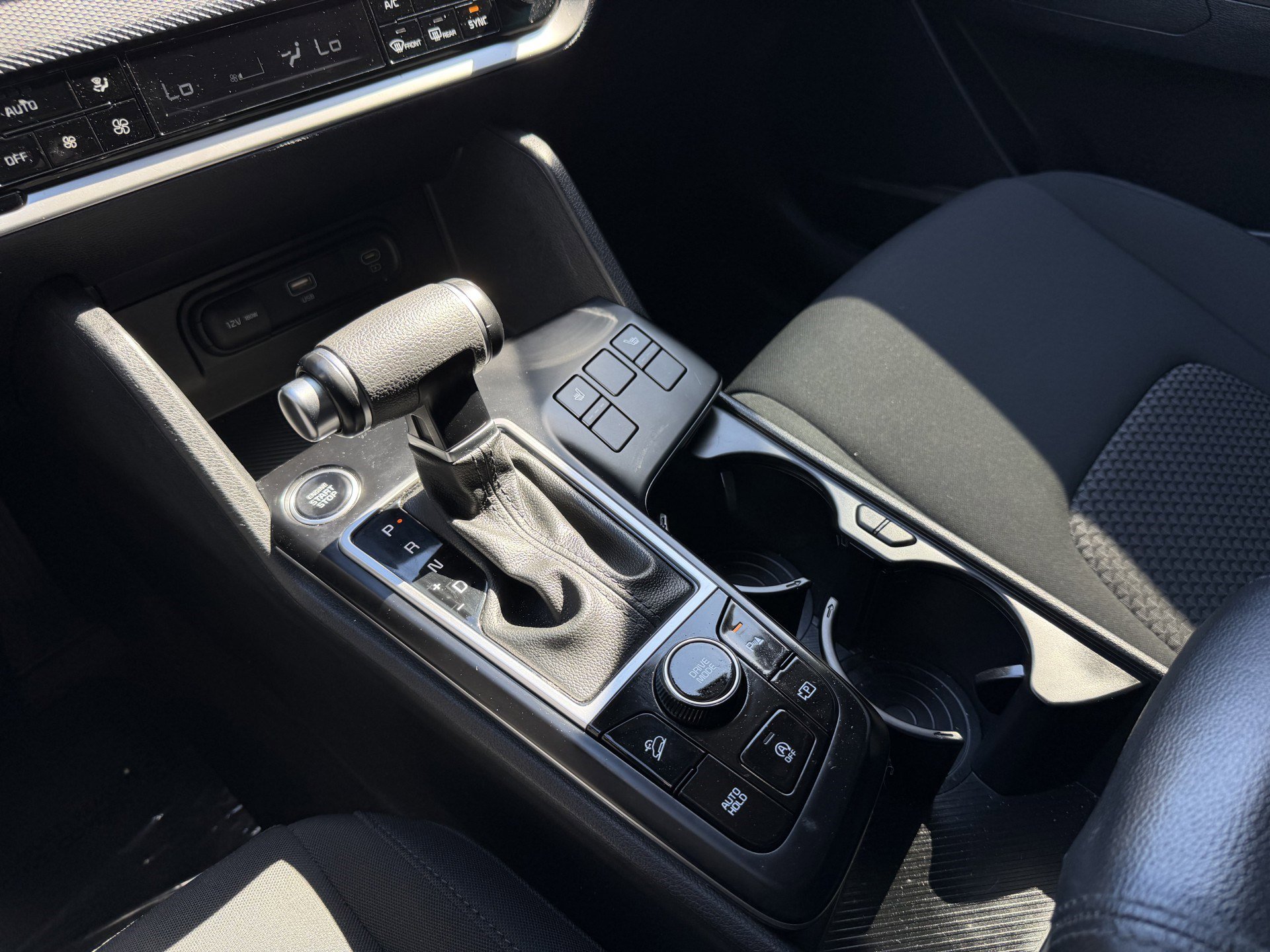 Used 2023 Kia Sportage LX image 16