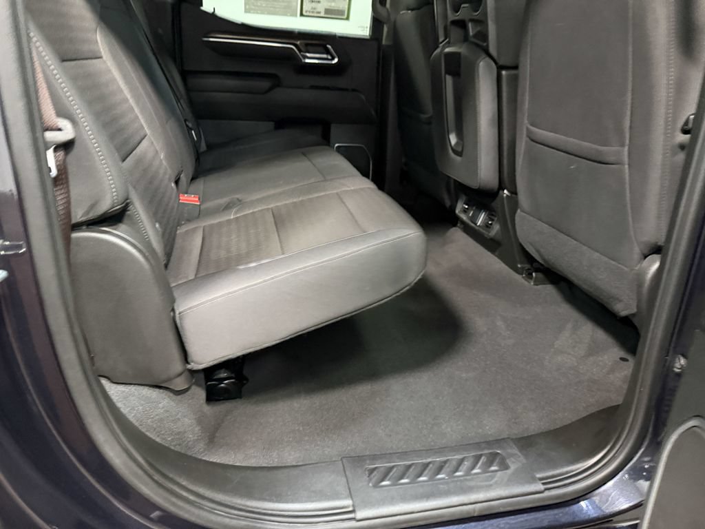 Used 2023 Chevrolet Silverado 1500 LT AWD/4WD image 66