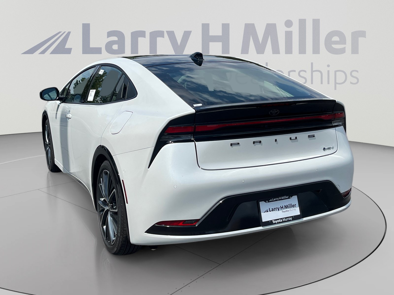 New 2026 Toyota Prius Limited FWD image 3