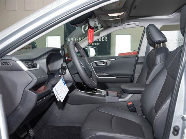 New 2025 Toyota RAV4 Limited image 8