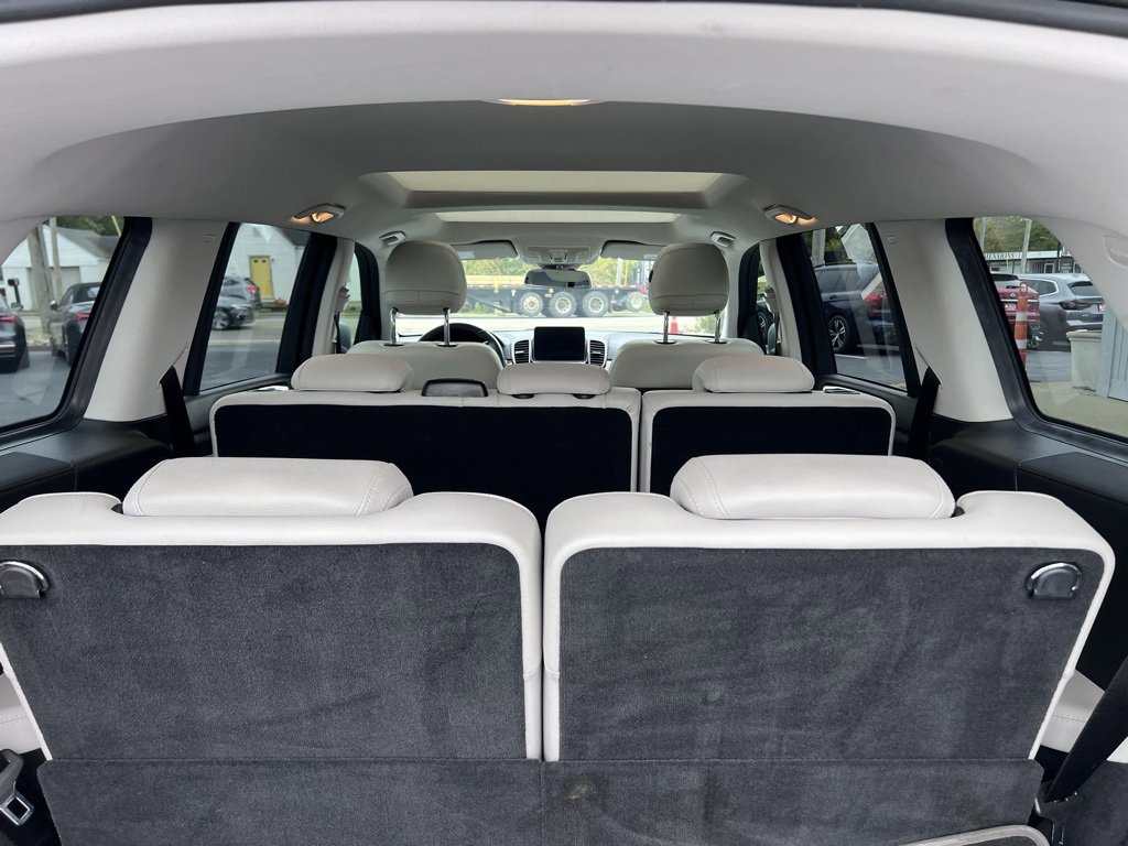 Used 2018 Mercedes-Benz GLS 450 4MATIC w/ Premium Package image 18