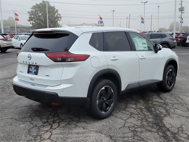 New 2026 Nissan Rogue SV image 5