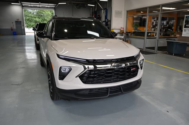 New 2026 Chevrolet TrailBlazer RS w/ Convenience Package FWD image 3