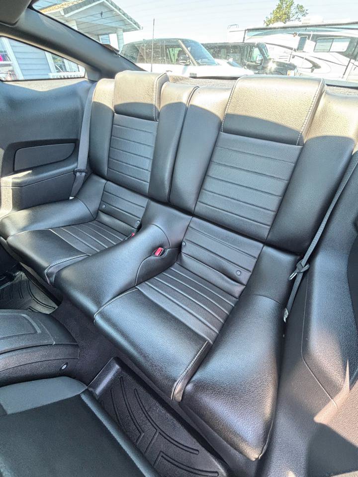 Used 2010 Ford Mustang GT RWD image 20