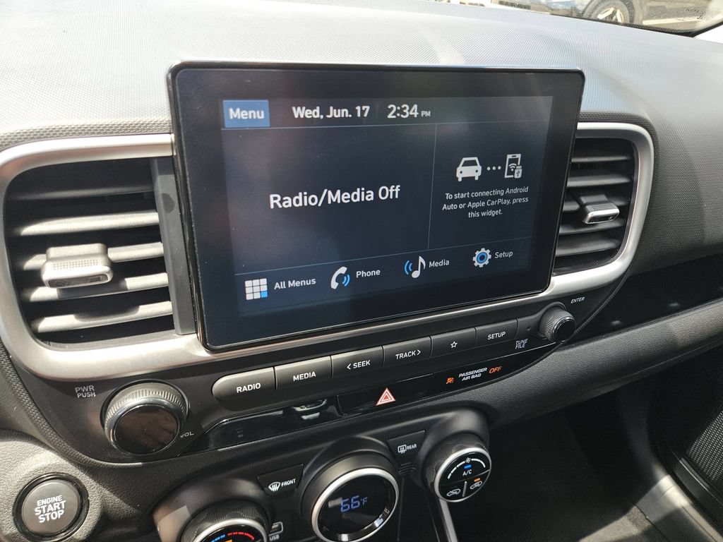 Used 2025 Hyundai Venue SEL FWD image 38