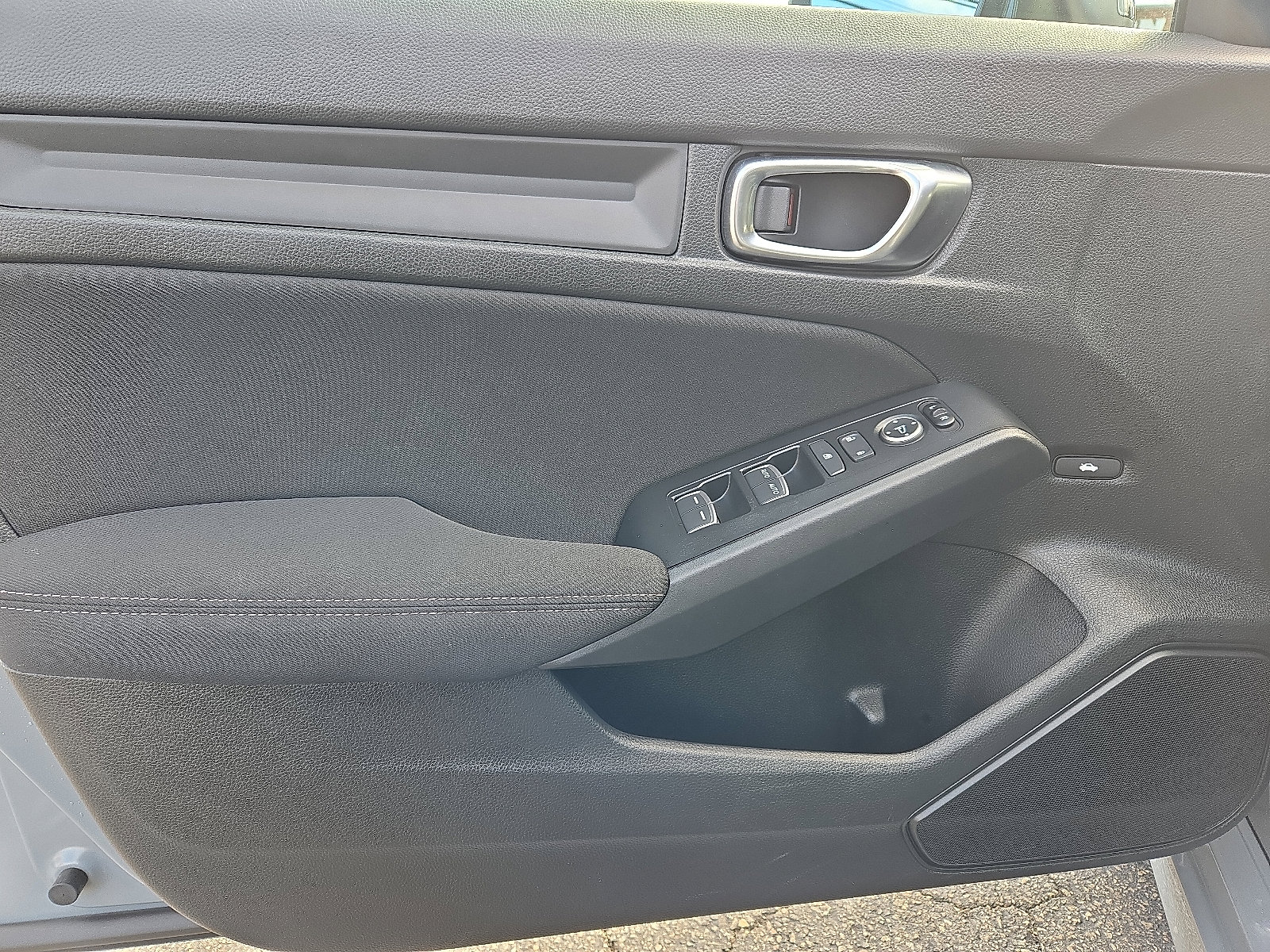 Certified 2025 Honda Civic Sport image 12