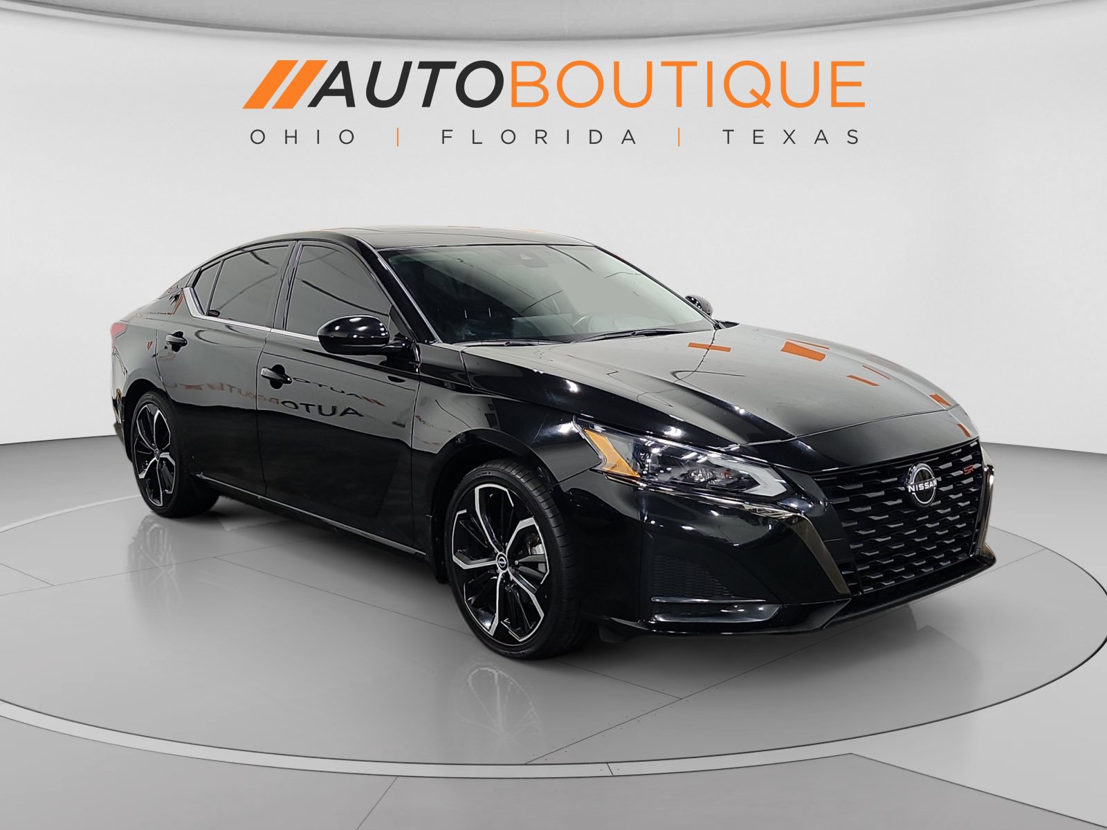 Used 2023 Nissan Altima 2.5 SR w/ SR Premium Package FWD image 7