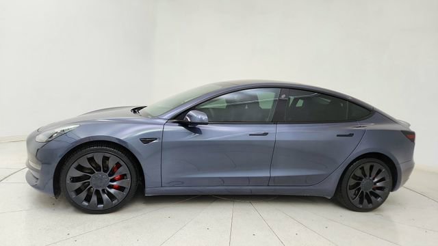 Used 2023 Tesla Model 3 Performance image 3