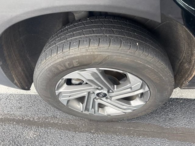 Used 2023 Hyundai Santa Fe SE AWD/4WD image 12