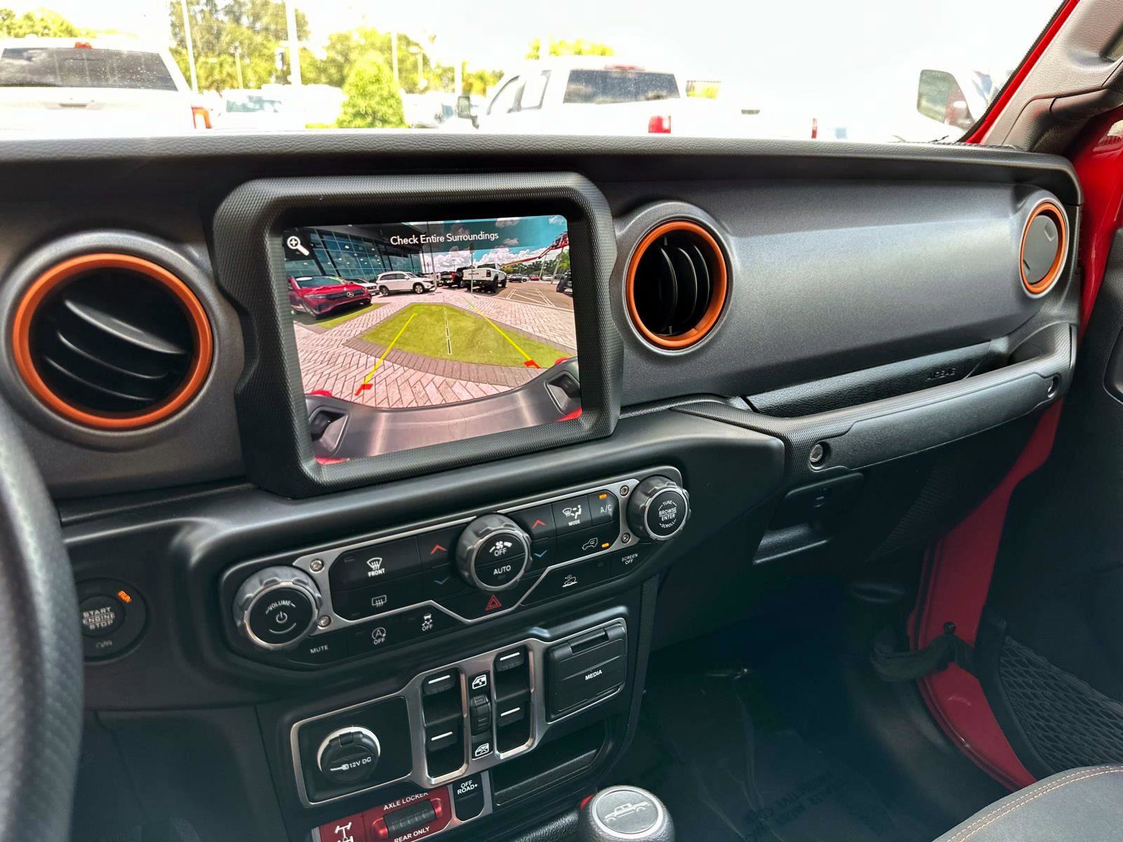 Certified 2022 Jeep Gladiator Mojave w/ Trailer Tow Package image 25