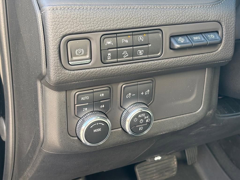 Used 2023 GMC Yukon Denali image 8