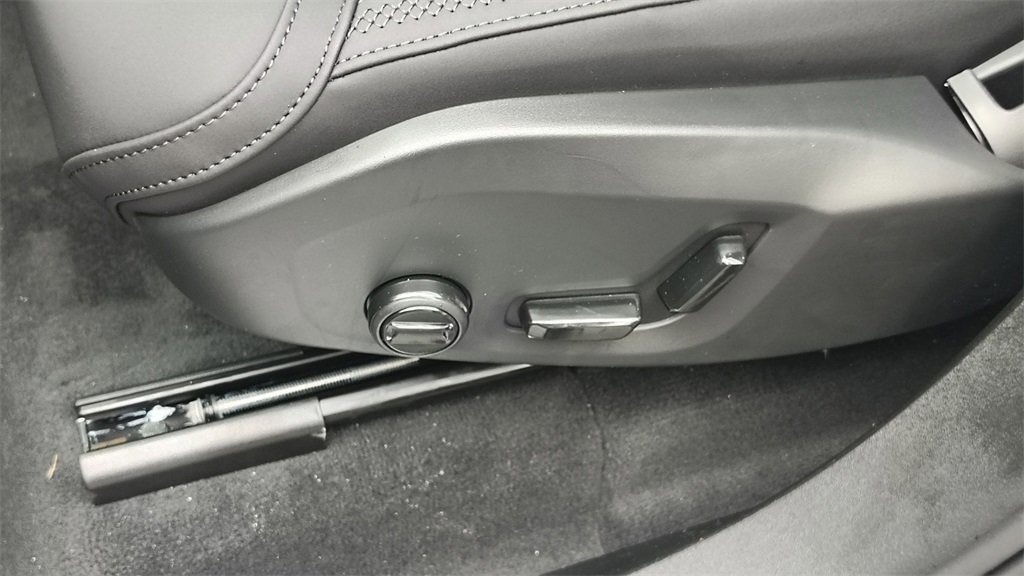 New 2026 Volvo XC90 B6 Plus image 11