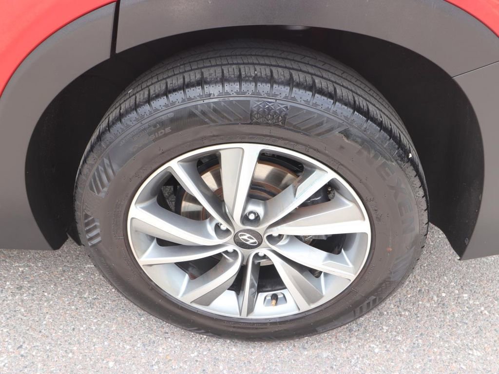 Used 2019 Hyundai Santa Fe SEL FWD image 23