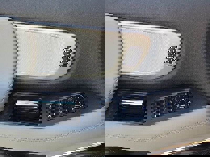 New 2026 Ford Expedition Active image 31