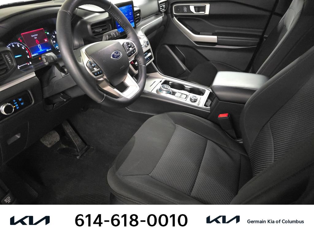 Used 2023 Ford Explorer XLT image 18