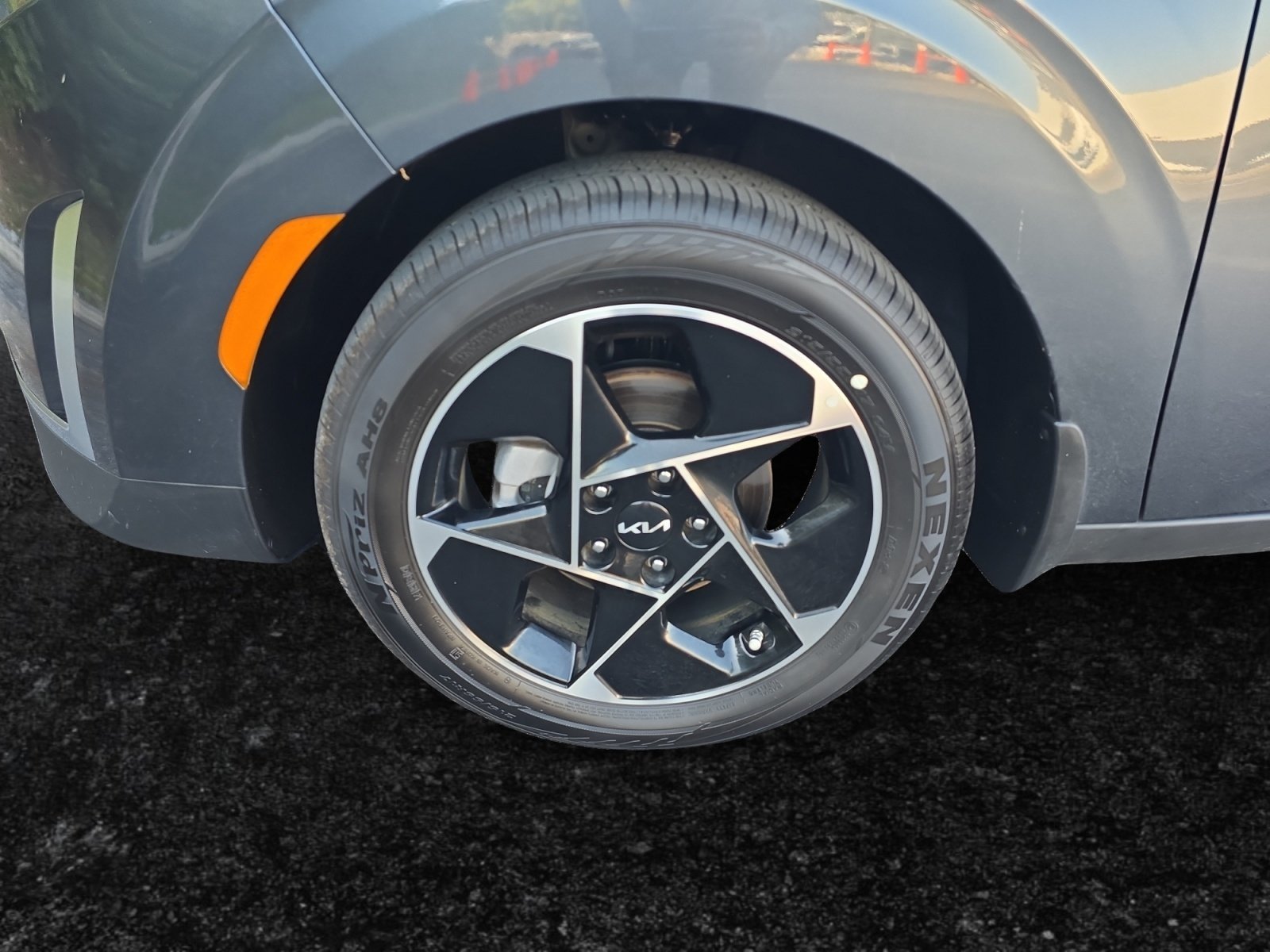 Used 2025 Kia Soul EX FWD image 9