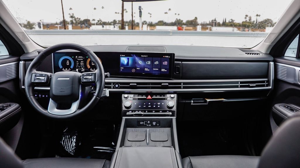 Used 2026 Hyundai Santa Fe SEL image 15