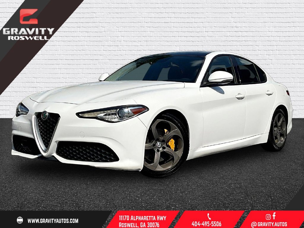 Used 2017 Alfa Romeo Giulia RWD image 1