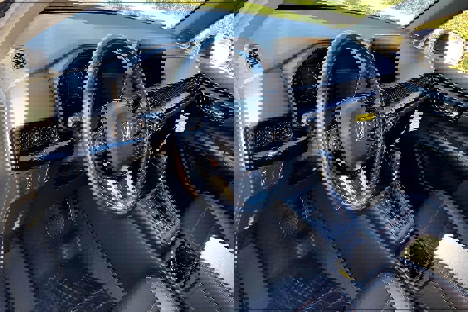 Used 2024 Honda CR-V Sport Touring image 17