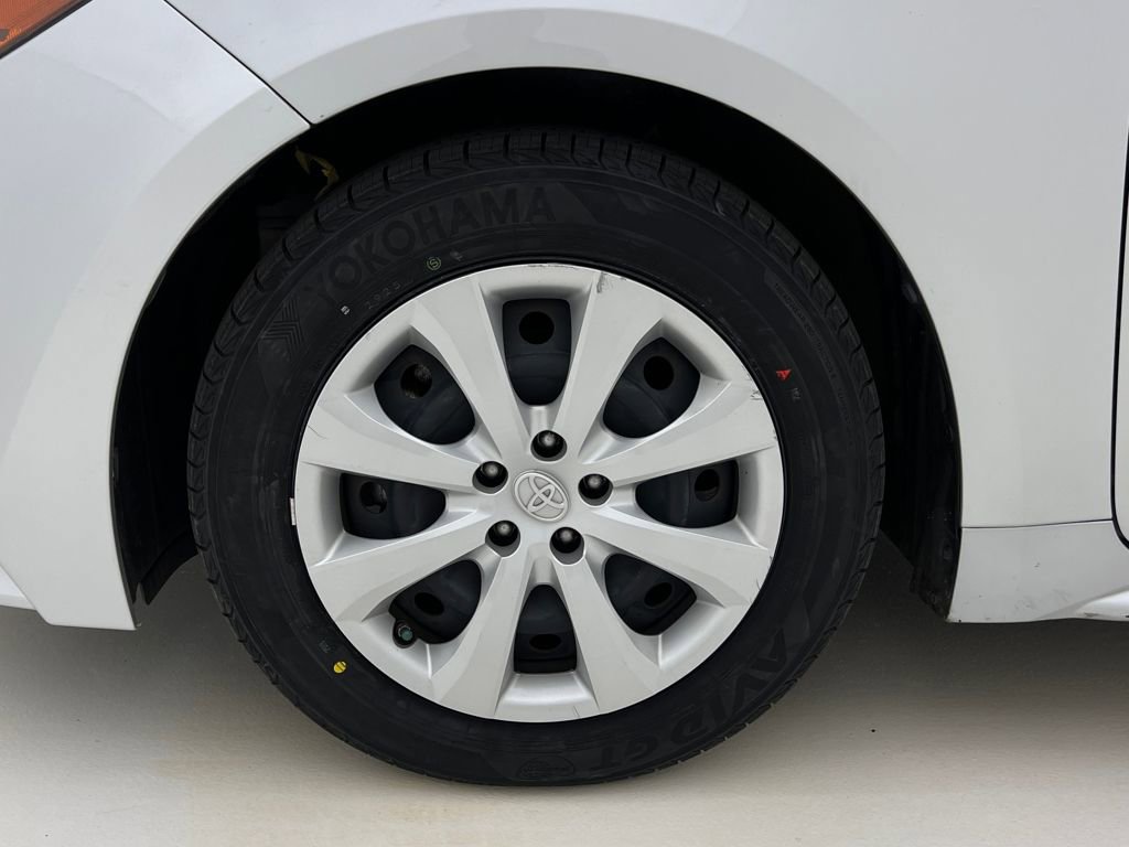 Used 2023 Toyota Corolla LE image 24