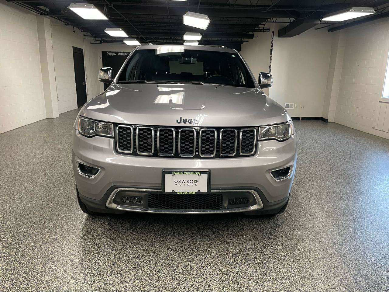 Used 2021 Jeep Grand Cherokee Limited AWD/4WD image 10