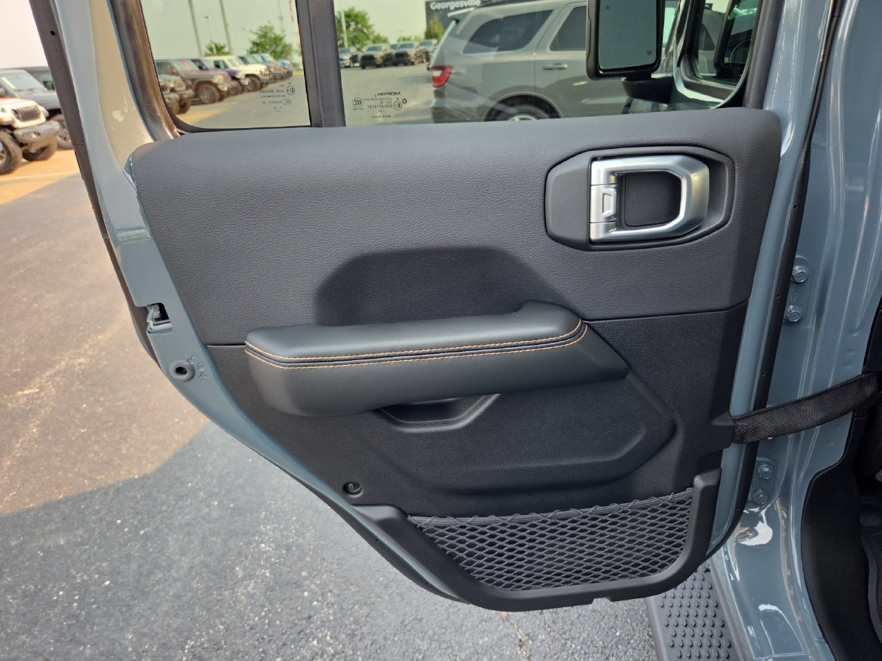 New 2026 Jeep Wrangler Unlimited Sahara AWD/4WD image 15