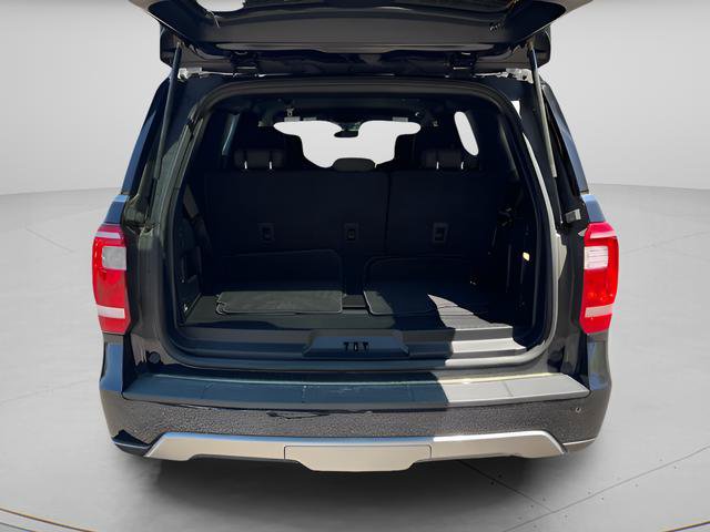 Used 2021 Ford Expedition XLT AWD/4WD image 12