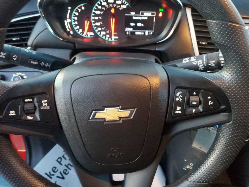 Used 2020 Chevrolet Trax LS w/ Tint and Cruise Package image 15