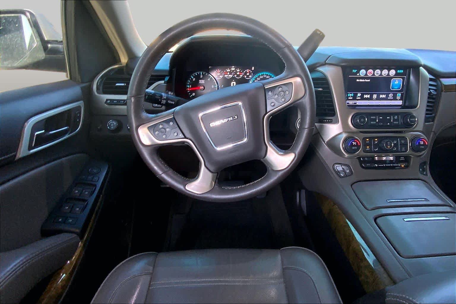 Used 2017 GMC Yukon Denali w/ Open Road Package AWD/4WD image 6